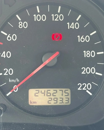 Volkswagen Golf cena 3499 przebieg: 246000, rok produkcji 1998 z Warszawa małe 56